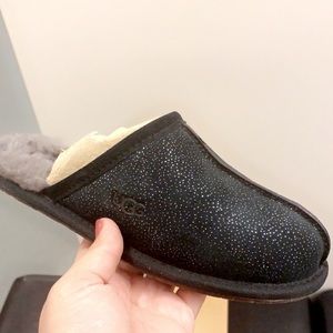 Ugg slippers